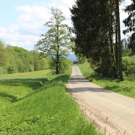 Grosse Gut Ausgestattete Ferienwohnung, Barrierefrei, Direkt An Der A7