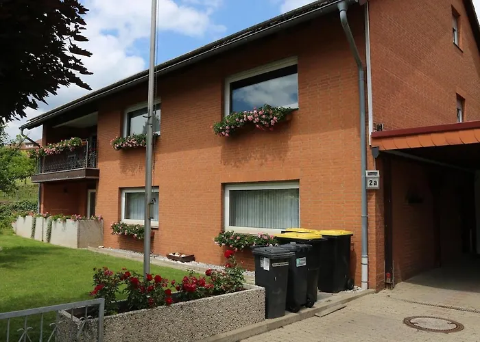 Grosse Gut Ausgestattete Ferienwohnung, Barrierefrei, Direkt An Der A7